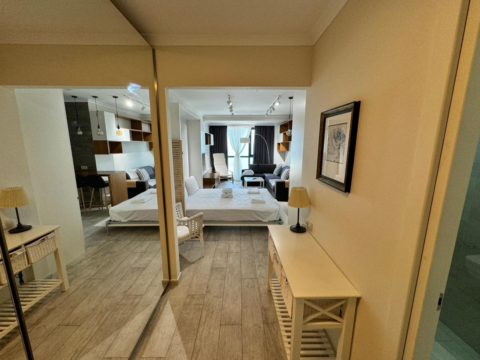 Apartment In Porta Batumi Tower Exteriér fotografie